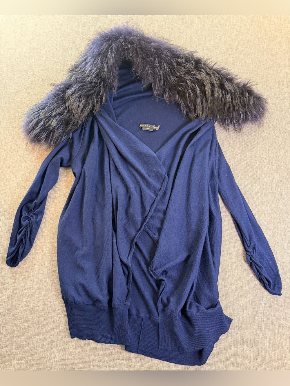 Alice + Olivia Women’s Navy Sweater with Faux Fur Trim Size XS Blue